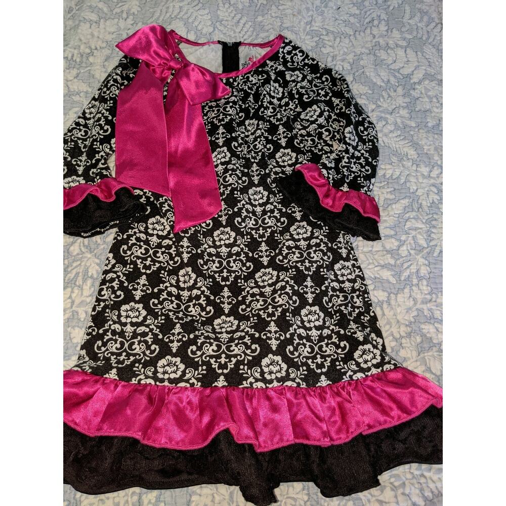 Jumping Fences Girls Sz. 5 Black & White Fancy Bow & Ruffle Dress. Adorable